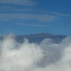 Der Mauna Kea mit seinen Teleskopen (Wissen am Rande: dieser Vulkan erhebt sich vom Meeresboden...