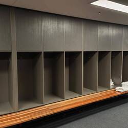 Garderobe...