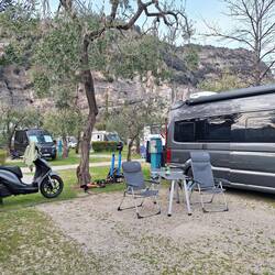 Unser Stellplatz - ist ganz gut besucht