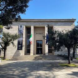 das Museum ist eine architektonische Meisterleistung