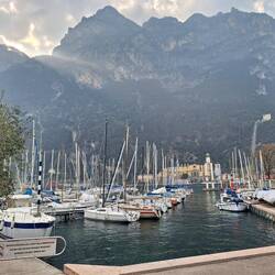 Der Hafen Porto San Nicolò