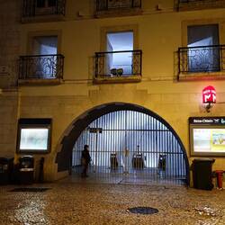 Metrostation Baixo - noch geschlossen!