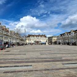 Place Jeanne Hachette