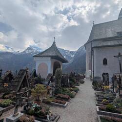 Love us a graveyard, this one at the St. Michael's.