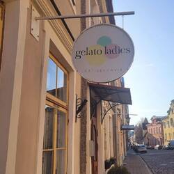 Lieben Gruß an die Eisliebhaber*innen.