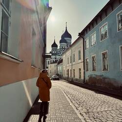 Spaziergänge bei 10 Grad, Sonnenschein und an "jeder Ecke" gibt es ein Gotteshaus.
