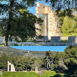 rekonstruierte Säule des Asklepios-Tempels