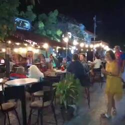 "Außer Rand und Band"