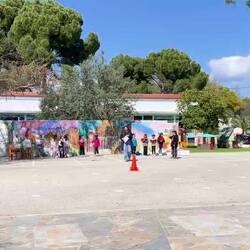 ..ich denke das sind schon Proben.In🇬🇷wird Ostern ganz groß gefeiert🎉