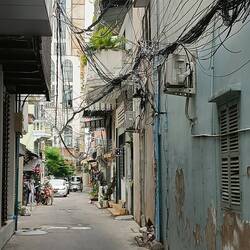 What an electrical nightmare!