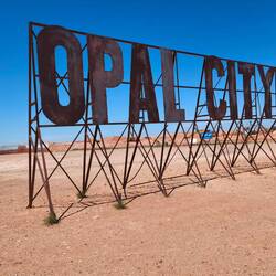 .. das Opal-Zentrum Australiens