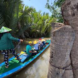 Hand propelled boat - maybe a Samoan