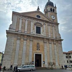 Chiesa Collegiata di Santa Maria Assunta in Arco, eine bedeutende Kirche im Trentino.