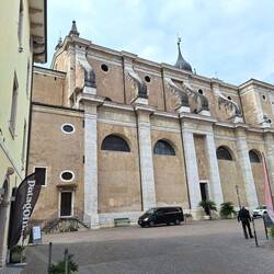 Kirche Collegiata di Santa Maria Assunta in Arco
