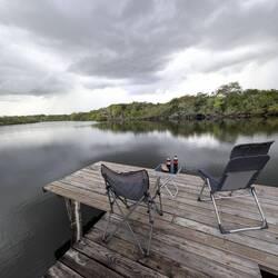 A kloans Krokodil schnorchelt auch rum