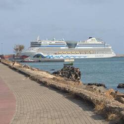 Auch der Weg zum Hafen ist ganz neu