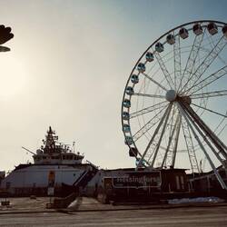 Wir sind kein Riesenrad gefahren, obwohl uns die V.I.P. Gondel imponiert hat.