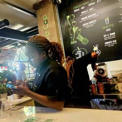 Smoothie liebevoll zubereitet