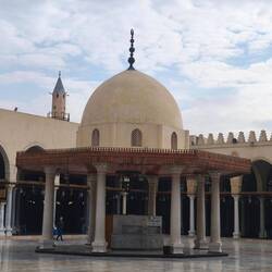 Moschee des ʿAmr ibn al-ʿĀs in Alt Kairo.
