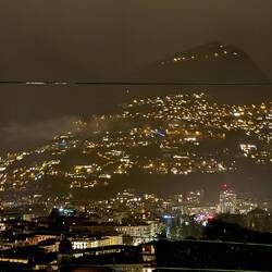 Aussicht vom Bahnhof Lugano in Richtung Monte Brè.