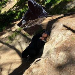 Verstecken vor dem schwarzen Reiter