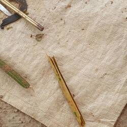 Step 2: Inneres heraustrennen