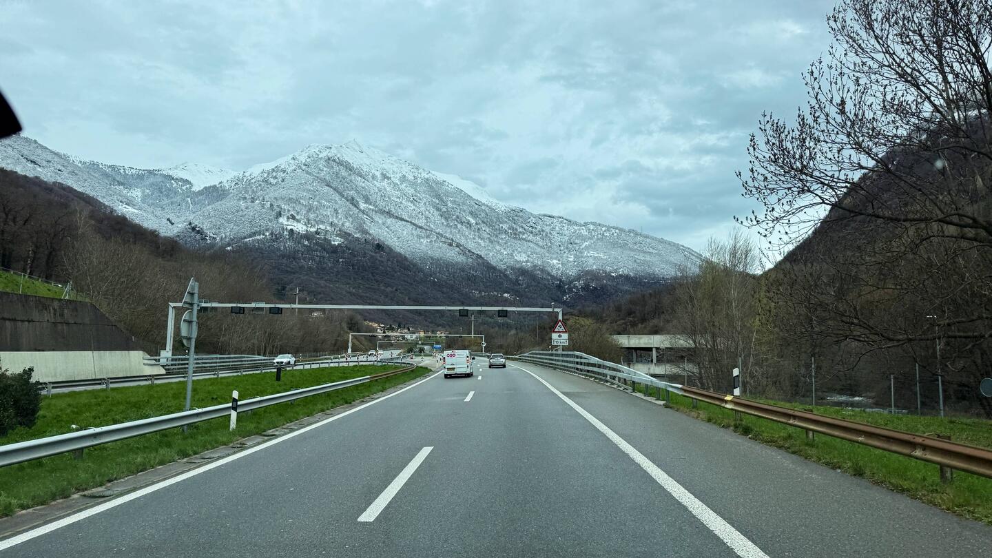 Der Schnee ist zum Greiffen nah.