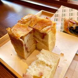 Cheesy bread