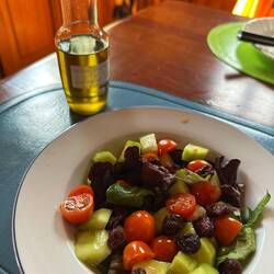 Stefan and Naomi's olive oil