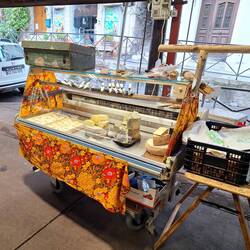 Kleine Manufakturen verkaufen - hier Käse