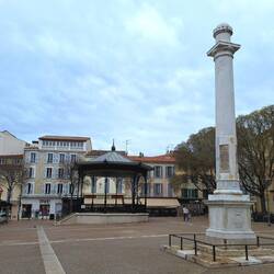 Place Nationale in der Altstadt