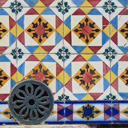 Plättli wo d Plättli-Mafia NONID gchlaut hett