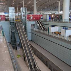 Mit Abstand die längste Rolltreppe, die ich gesehen habe