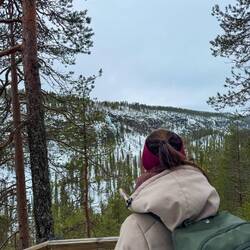 Sophie erspäht den ersten Wasserfall