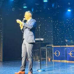 Assistant Cruise Director Robbie
