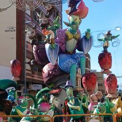 Auch hier im Ort stehen schon Figuren.....