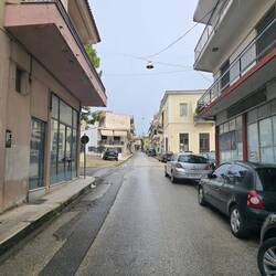Pyrgos .... hier herrscht lebhaftes Treiben 😊