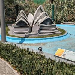 When it rains, there is water around the Opera House.