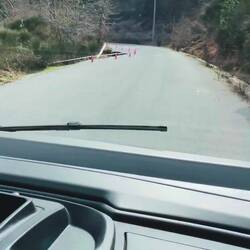 😬..wir fahren der Umleitung nach..