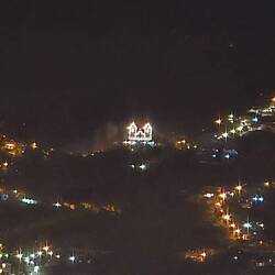 Die Kirche in Monte bei Nacht
