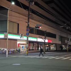 Semaforos en ingermeitente de noche