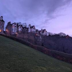 Und Berge laufen muss man hier auch. Ächz.