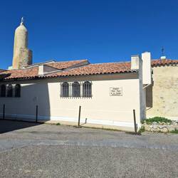 Die kleine Kapelle auf dem Mont Saint-Clair