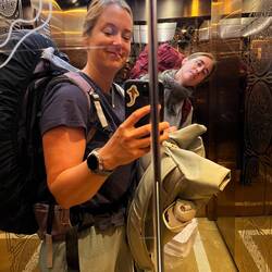 1:30 am, es geit weiter