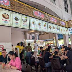 Lokales Restaurant mit Laksa