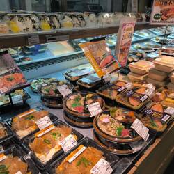 Los supermercados tienen mil opciones de comida preparadas