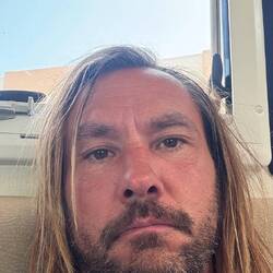 Sieht nicht sehr motiviert aus! 🤣🤣