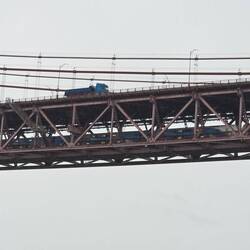 Unter fahren die Züge