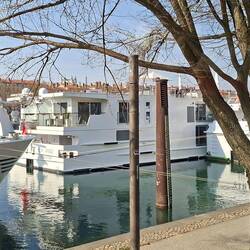 MS Thomas Hardy