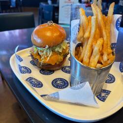 Angus burger with fries 🍔